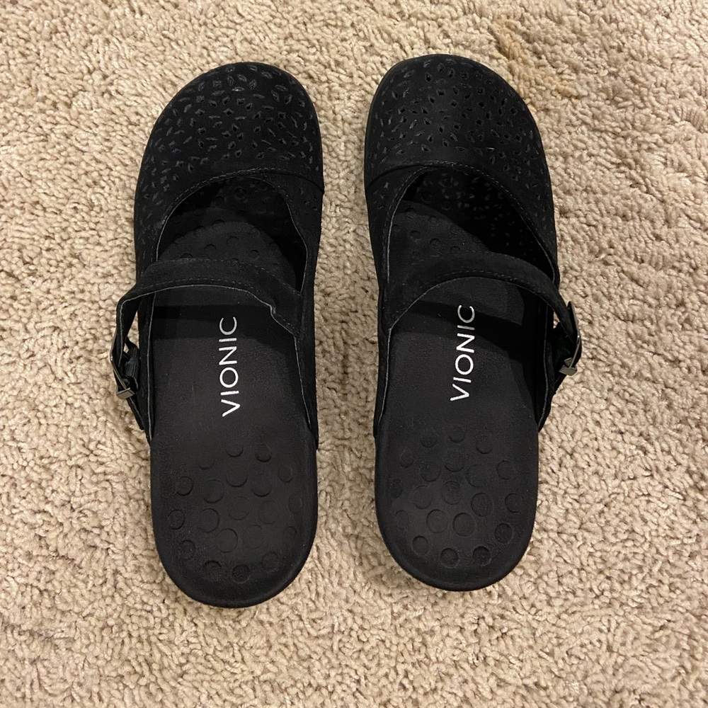 Womens Vionic Lidia Slip on comfort mule clog